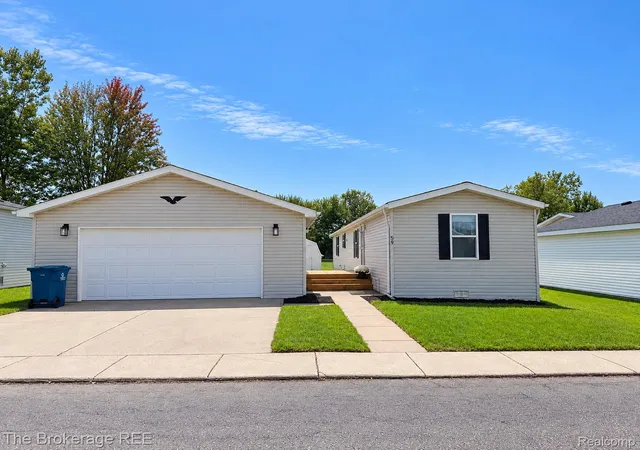 Photo 1 of Single family home for sale at 59 Bilwa Trl, Swartz Creek, MI 48473 | MLS# 20261080107 | Listing updated on 2026-10-08