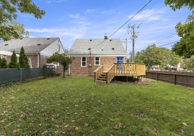 Photo 3 of Single family home for sale at 24601 Carlysle St, Dearborn, MI 48124 | MLS# 81026052800 | Listing updated on 2026-10-06