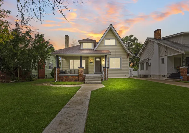 Photo 1 of Single family home for sale at 247 Moss St, Highland Park, MI 48203 | MLS# 81026052816 | Listing updated on 2026-10-15