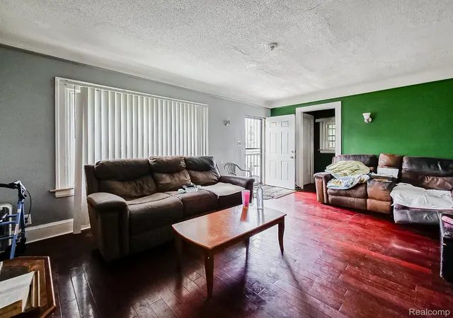 Photo 3 of Single family home for sale at 15340 Wisconsin St, Detroit, MI 48238 | MLS# 20261080154 | Listing updated on 2026-10-15