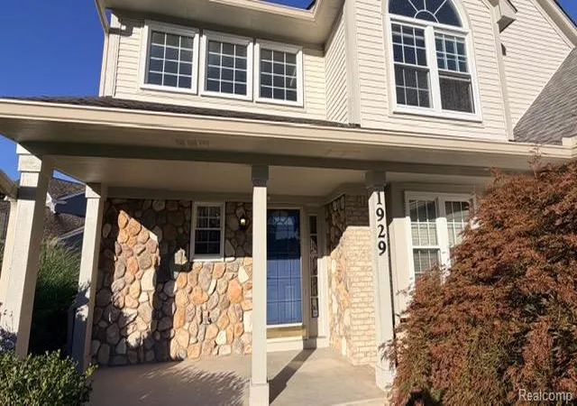 Photo 3 of Single family home for sale at 1929 Palmer Dr, Wixom, MI 48393 | MLS# 20261080161 | Listing updated on 2026-10-20