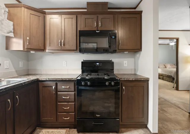 Photo 3 of Single family home for sale at 303 Toucan St, Rochester Hills, MI 48309 | MLS# 20261080167 | Listing updated on 2026-10-09