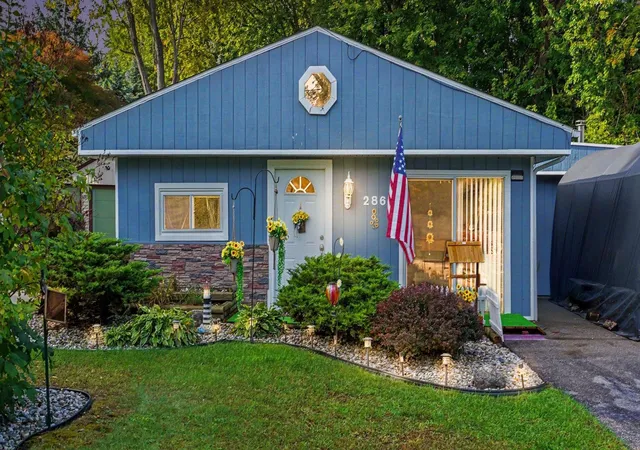 Photo 1 of Single family home for sale at 286 Lagoon Beach Dr, Bay City, MI 48706 | MLS# 5050223804 | Listing updated on 2026-10-14