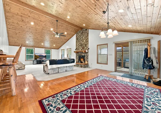 Photo 1 of Single family home for sale at 13904 Bernice Ave, Warren, MI 48089 | MLS# 20261080177 | Listing updated on 2026-10-17