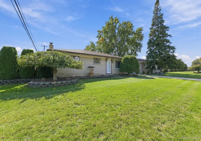 Photo 2 of Single family home for sale at 13904 Bernice Ave, Warren, MI 48089 | MLS# 20261080177 | Listing updated on 2026-10-17