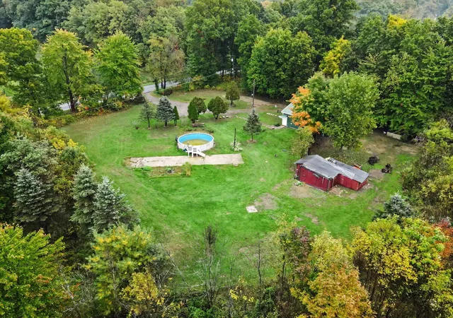 Photo 2 of Single family home for sale at 2180 19 Mile Rd NE, Cedar Springs, MI 49319 | MLS# 65026052831 | Listing updated on 2026-10-26