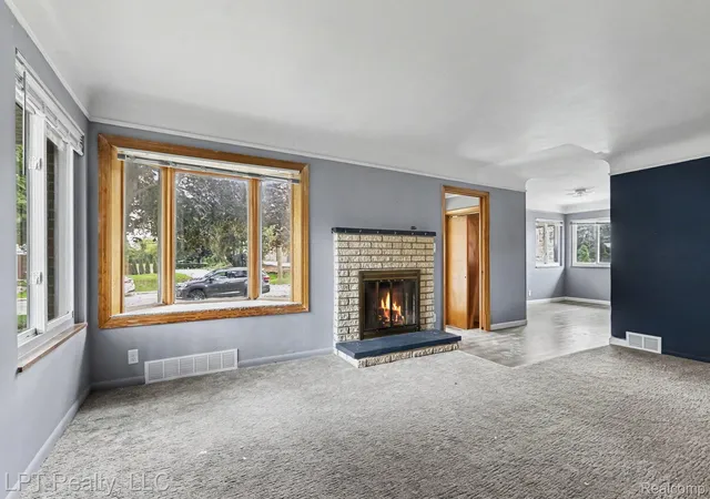 Photo 3 of Single family home for sale at 11635 Farley, Redford, MI 48239 | MLS# 20261080182 | Listing updated on 2026-10-18