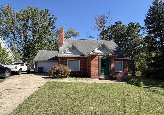Photo 1 of Multi family home for sale at 1615 Ogden Ave, Benton Harbor, MI 49022 | MLS# 69026052832 | Listing updated on 2026-10-13