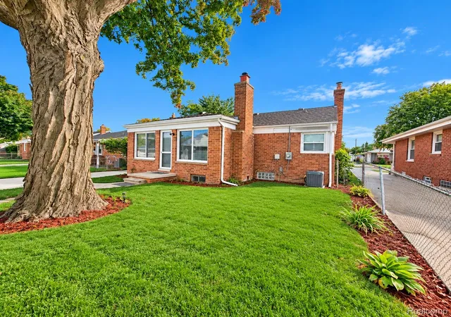 Photo 2 of Single family home for sale at 17357 Fox St, Redford, MI 48240 | MLS# 20261080197 | Listing updated on 2026-10-18