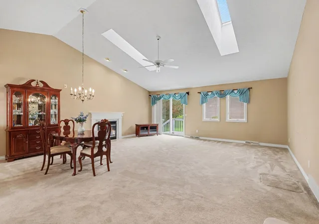 Listing Photo 4 - Condo for sale in building located at 6915 Fairway Vis Dr SE, Caledonia, MI 49316