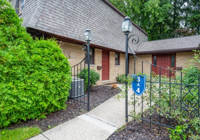 Photo 1 of Condo for sale at 2727 S Lakeshore Dr #3, Saint Joseph, MI 49085 | MLS# 69026052842 | Listing updated on 2026-10-04