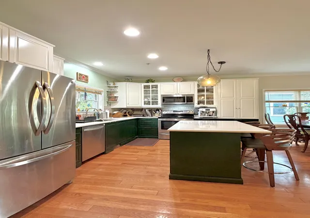 Listing Photo 3 - Condo for sale in building located at 560 Little Lake Dr, Ann Arbor, MI 48103 - Unit #12