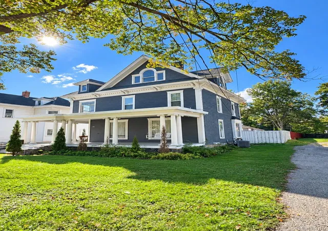 Photo 2 of Single family home for sale at 189 W Chicago St, Coldwater, MI 49036 | MLS# 20261080221 | Listing updated on 2026-10-12