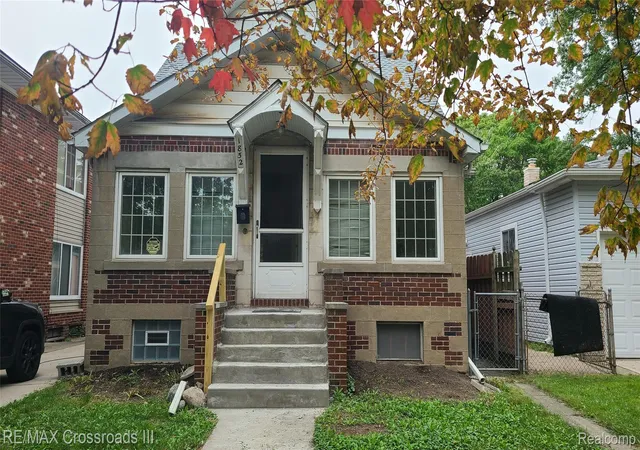 Photo 1 of Multi family home for sale at 1852 Saint Johns Blvd, Lincoln Park, MI 48146 | MLS# 20261080235 | Listing updated on 2026-10-06
