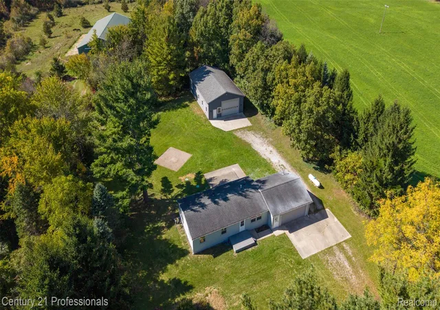 Photo 1 of Single family home for sale at 7830 Ernst Rd, Manchester, MI 48158 | MLS# 20261080237 | Listing updated on 2026-10-05