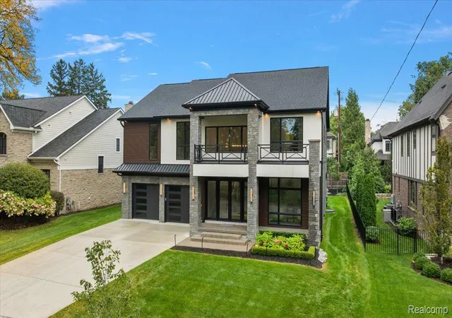 Photo 3 of Single family home for sale at 1541 Shipman Blvd, Birmingham, MI 48009 | MLS# 20261080240 | Listing updated on 2026-10-21