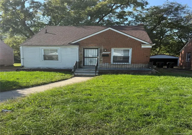 Single family home for sale at 18659 Shaftsbury Ave, Detroit, MI 48219 | MLS# 20261080241