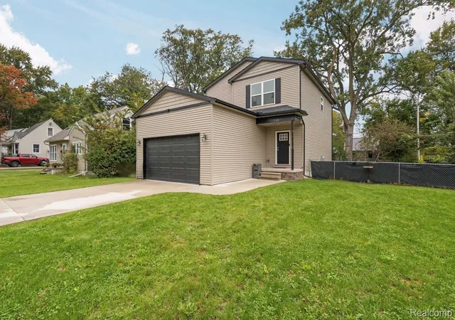 Photo 2 of Single family home for sale at 31738 Pierce St, Garden City, MI 48135 | MLS# 20261080245 | Listing updated on 2026-10-10