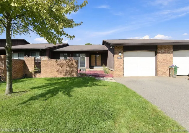 Photo 1 of Condo for sale at 27332 Collingwood Dr, Southfield, MI 48033 | MLS# 20261080257 | Listing updated on 2026-10-14