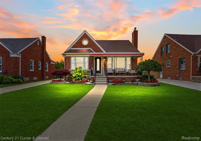 Photo 1 of Single family home for sale at 6233 Oakman Blvd, Dearborn, MI 48126 | MLS# 20261080280 | Listing updated on 2026-10-06