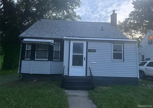 Photo 1 of Single family home for sale at 20065 Southfield Rd, Detroit, MI 48235 | MLS# 20261080284 | Listing updated on 2026-10-08