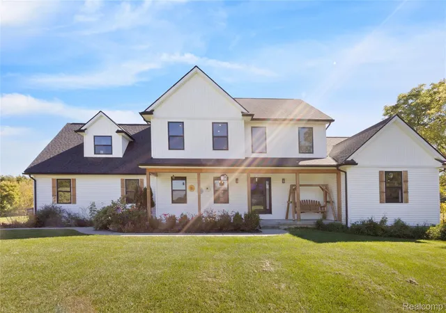 Photo 1 of Single family home for sale at 1989 S Lapeer Rd, Lapeer, MI 48446 | MLS# 20261080292 | Listing updated on 2026-10-06