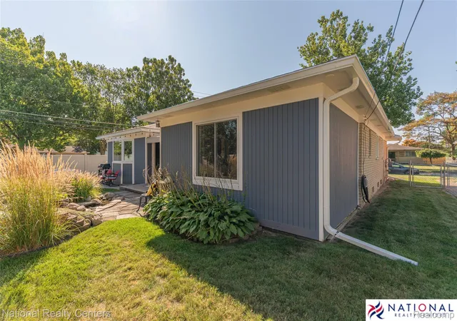 Photo 3 of Single family home for sale at 36408 Sherwood St, Livonia, MI 48154 | MLS# 20261080311 | Listing updated on 2026-10-10
