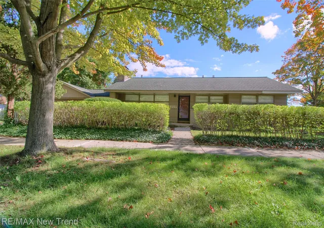 Photo 1 of Single family home for sale at 1823 Bradford Rd, Birmingham, MI 48009 | MLS# 20261080314 | Listing updated on 2026-10-09