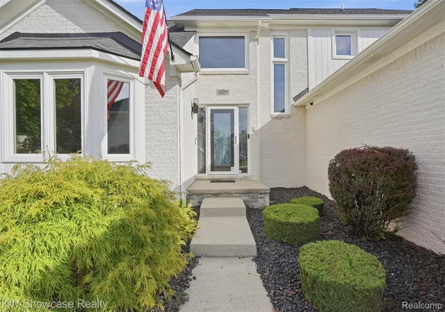 Photo 3 of Single family home for sale at 15829 Kennedy Dr, Macomb, MI 48044 | MLS# 20261080330 | Listing updated on 2026-10-14