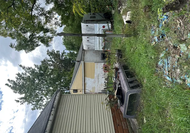 Photo 6 of Single family home for sale at 6137 Proctor St, Detroit, MI 48210 | MLS# 20261080354 | Listing updated on 2026-10-07