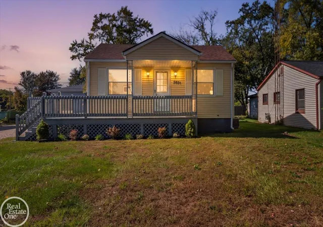 Photo 1 of Sale Pending at 2631 24th Street, Port Huron, MI 48060 | MLS# 58050223845 | Listing updated on 2026-10-13