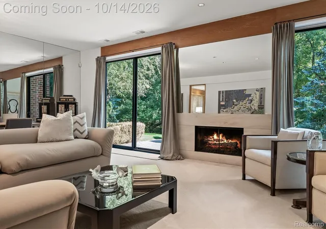 Photo 3 of Condo for sale at 89 Barden Ct, Bloomfield Hills, MI 48304 | MLS# 20261080362 | Listing updated on 2026-10-14