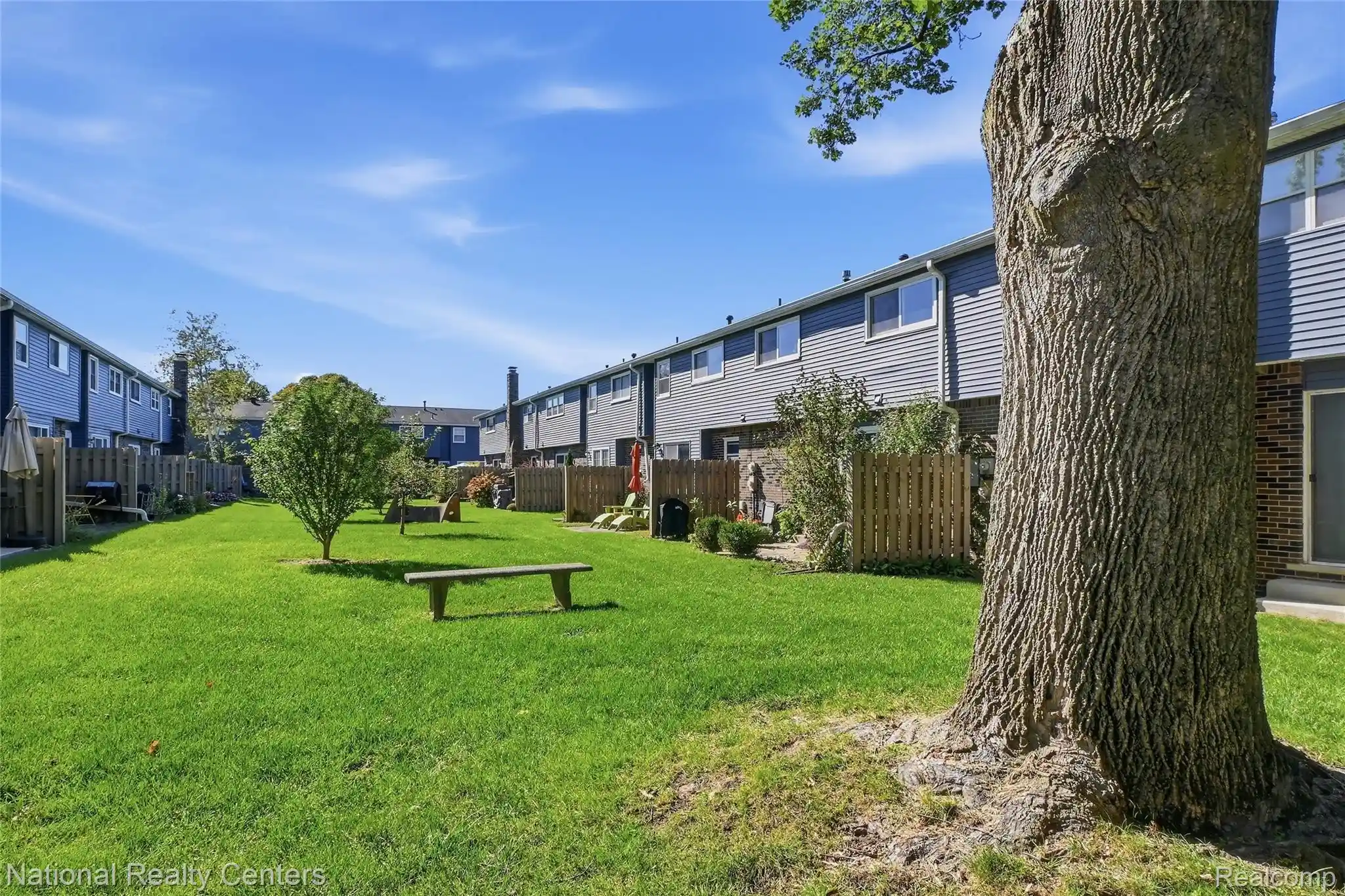 Listing Photo 1 - Condo for sale in 2798 Page Ave located at 2798 Page Ave, Ann Arbor, MI 48104 - Unit 2798 Page Ave