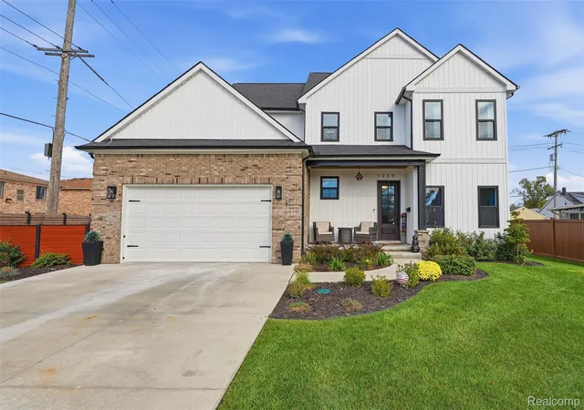 Photo 2 of Single family home for sale at 1039 6th Street, Wyandotte, MI 48192 | MLS# 20261080369 | Listing updated on 2026-10-11