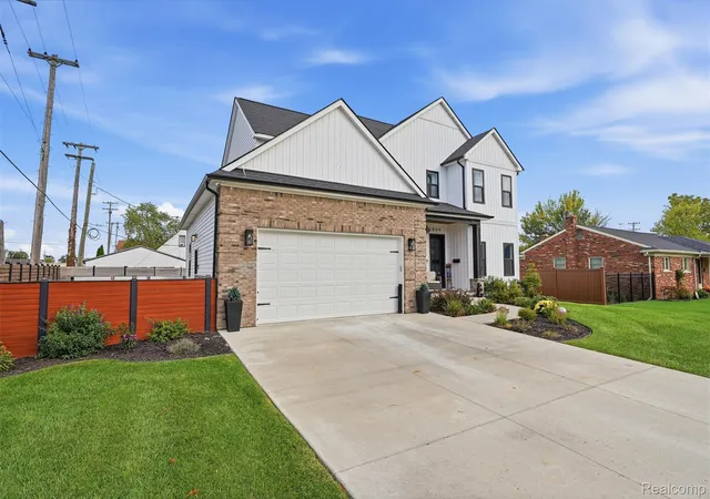 Photo 3 of Single family home for sale at 1039 6th Street, Wyandotte, MI 48192 | MLS# 20261080369 | Listing updated on 2026-10-11