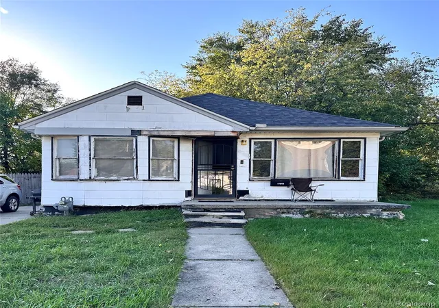 Photo 1 of Single family home for sale at 17845 Rowe St, Detroit, MI 48205 | MLS# 20261080370 | Listing updated on 2026-10-12