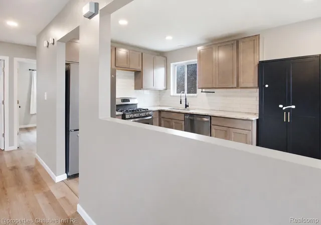 Photo 3 of Single family home for sale at 20190 Vermander, Clinton Township, MI 48035 | MLS# 20261080382 | Listing updated on 2026-10-07