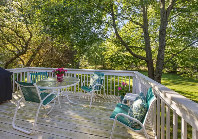 Listing Photo 5 - Condo for sale in building located at 5126 S Quail Crest Dr SE, Grand Rapids, MI 49546