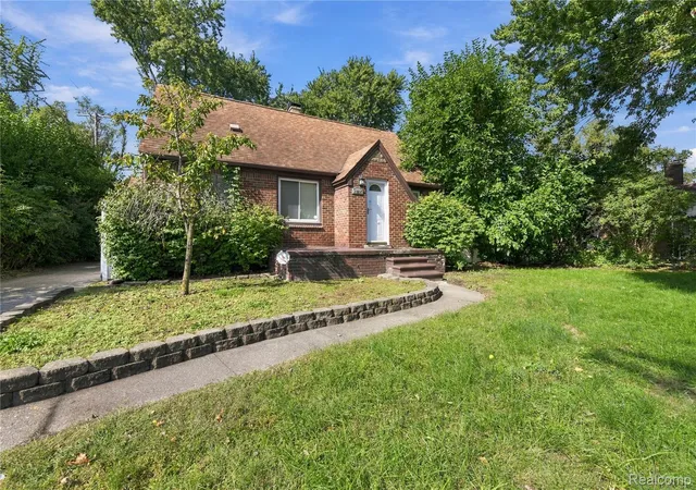 Photo 2 of Single family home for sale at 23095 Hill Ave, Warren, MI 48091 | MLS# 20261080406 | Listing updated on 2026-10-09