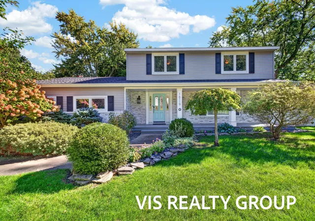 Photo 1 of Single family home for sale at 16119 Harbor Point Dr, Spring Lake, MI 49456 | MLS# 71026052941 | Listing updated on 2026-10-13