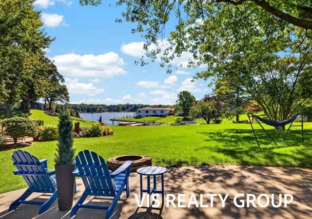 Photo 2 of Single family home for sale at 16119 Harbor Point Dr, Spring Lake, MI 49456 | MLS# 71026052941 | Listing updated on 2026-10-13