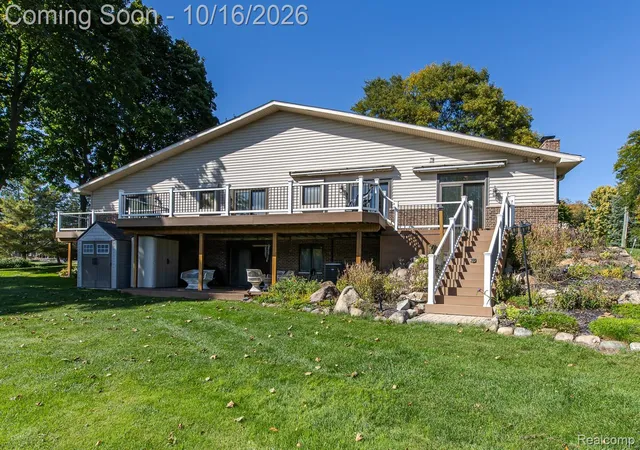 Photo 3 of Single family home for sale at 7555 Little Walters Ct, Clarkston, MI 48348 | MLS# 20261080481 | Listing updated on 2026-10-17