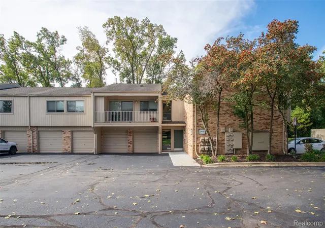 Photo 1 of Condo for sale at 3925 Lone Pine Rd #100, West Bloomfield, MI 48323 | MLS# 20261080487 | Listing updated on 2026-10-17