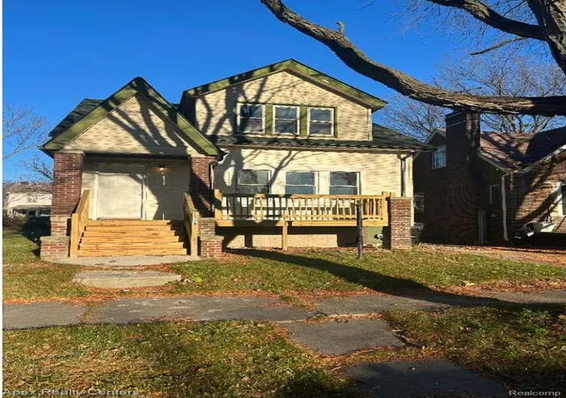 Photo 2 of Single family home for sale at 5778 Drexel St, Detroit, MI 48213 | MLS# 20261080524 | Listing updated on 2026-10-19