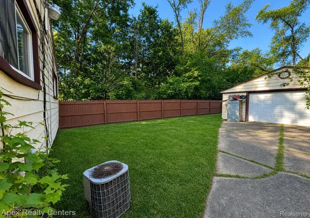 Photo 2 of Single family home for sale at 15949 Winston, Redford, MI 48239 | MLS# 20261080526 | Listing updated on 2026-10-19