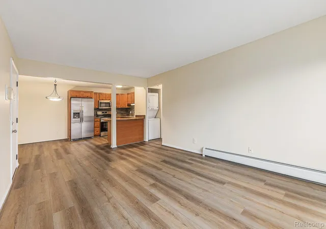 Photo 3 of Condo for sale at 2440a Parmenter Blvd #201, Royal Oak, MI 48073 | MLS# 20261080530 | Listing updated on 2026-10-21