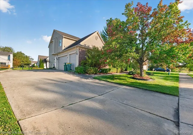 Photo 2 of Single family home for sale at 7351 Anna Dr, Van Buren Township, MI 48111 | MLS# 20261080545 | Listing updated on 2026-10-13