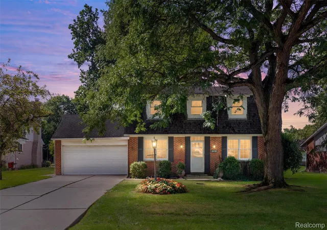 Photo 1 of Single family home for sale at 30190 Pleasant Trl, Southfield, MI 48076 | MLS# 20261080547 | Listing updated on 2026-10-06