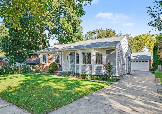 Photo 1 of Single family home for sale at 1573 E Terrace St Ne, Grand Rapids, MI 49503 | MLS# 65026052981 | Listing updated on 2026-10-26