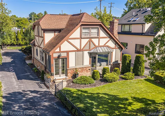 Photo 1 of Single family home for sale at 955 Forest Ave, Birmingham, MI 48009 | MLS# 20261080604 | Listing updated on 2026-10-16